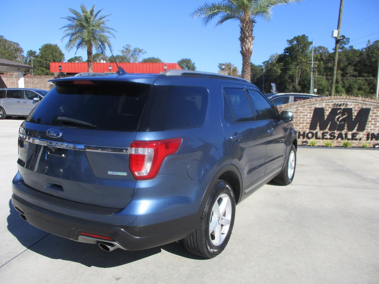 Ford Explorer XLT FWD 2019
