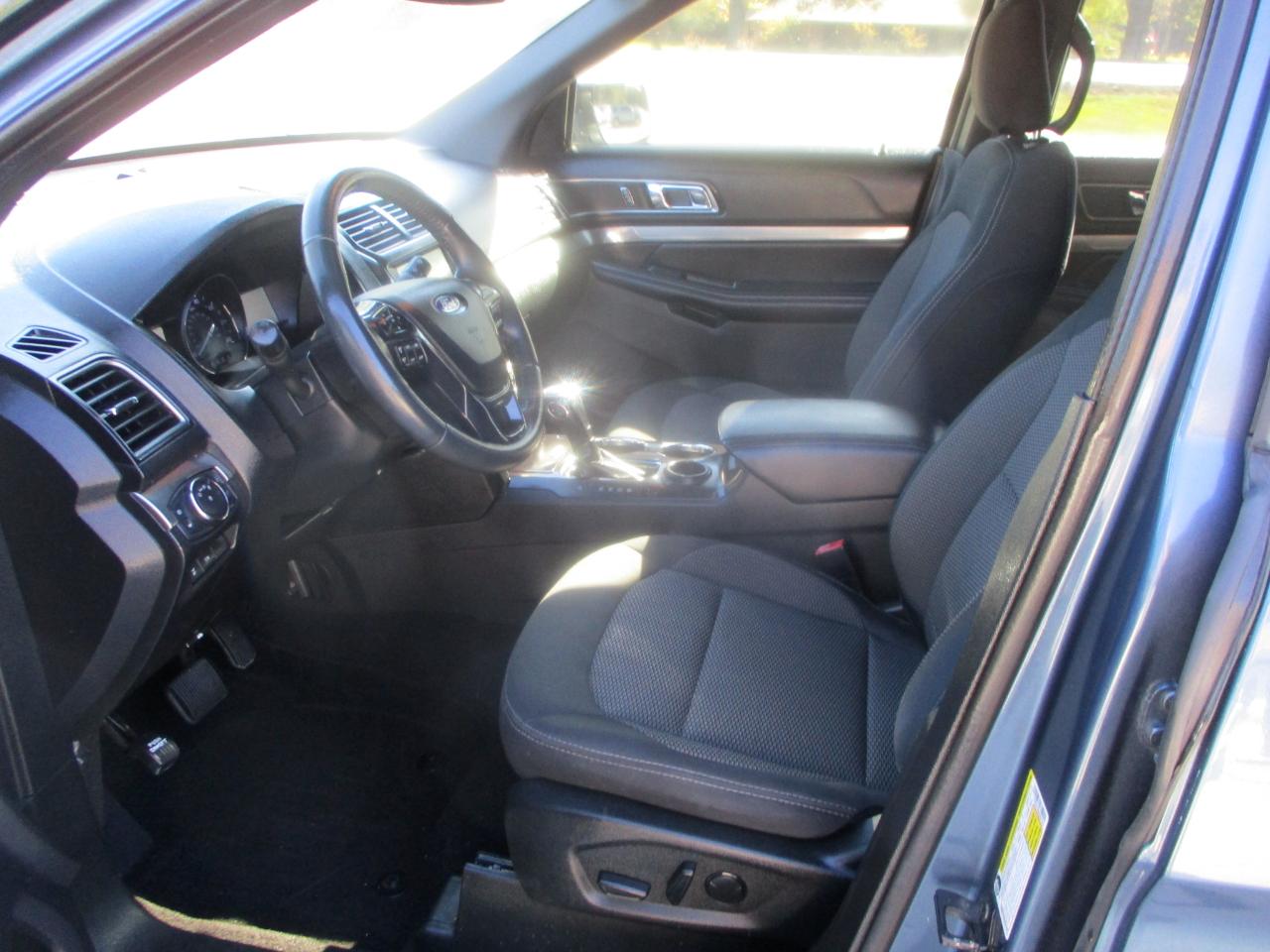 Ford Explorer XLT FWD 2019