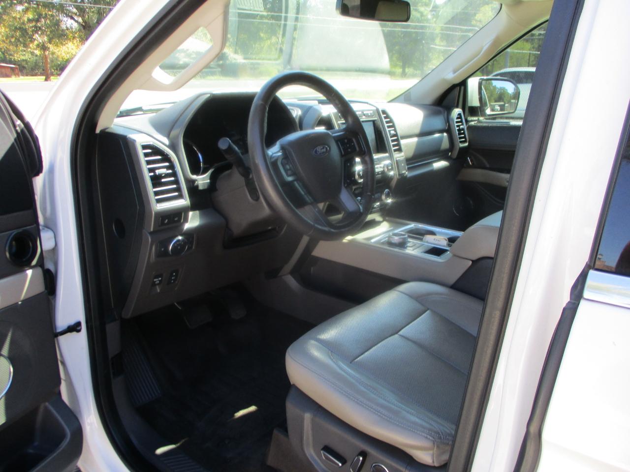 Ford Expedition XLT 4x2 2018