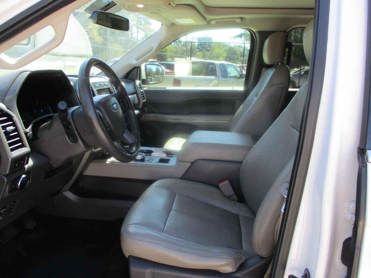Ford Expedition XLT 4x2 2018