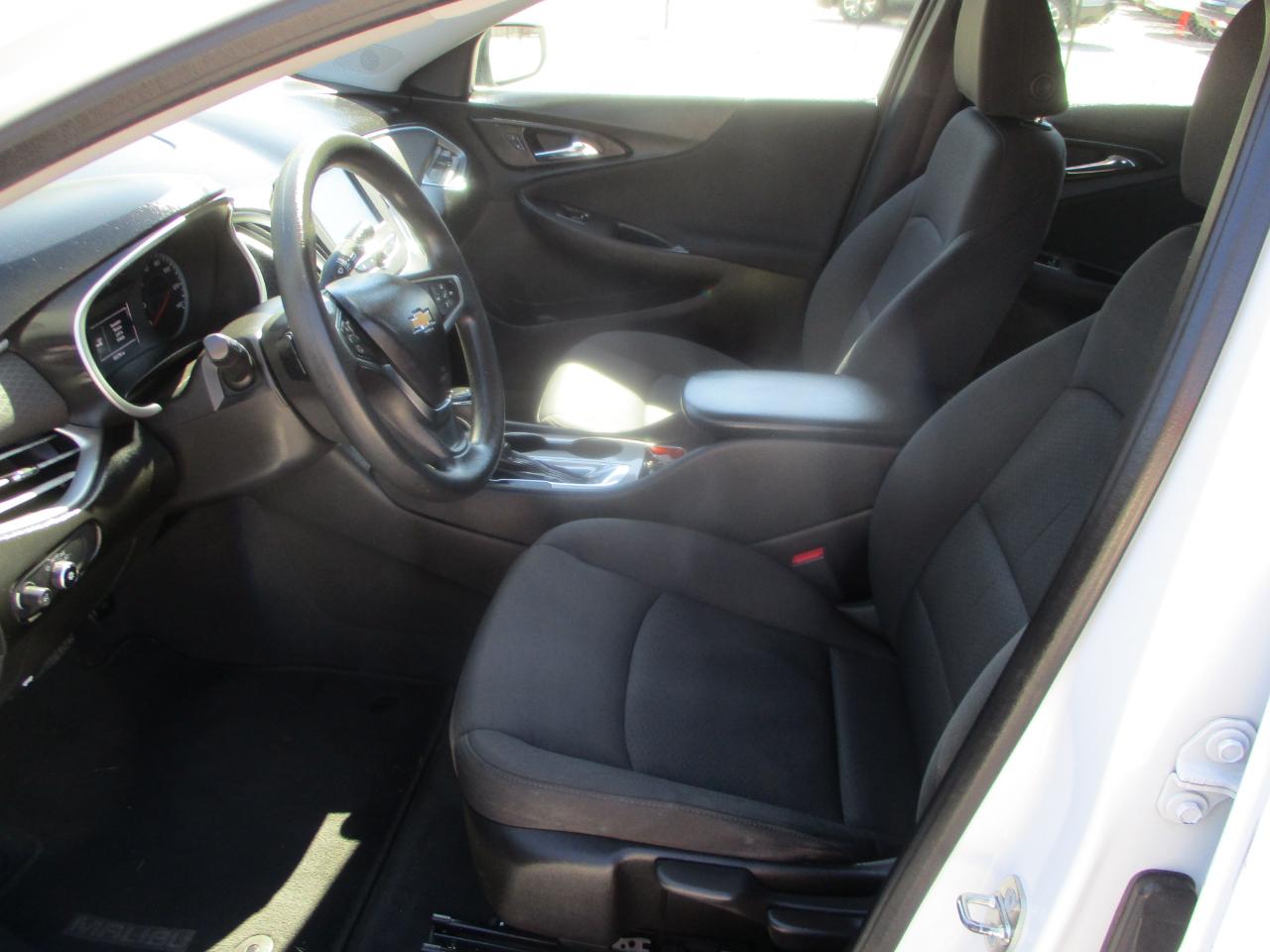 Chevrolet Malibu 4dr Sdn LS w/1LS 2018
