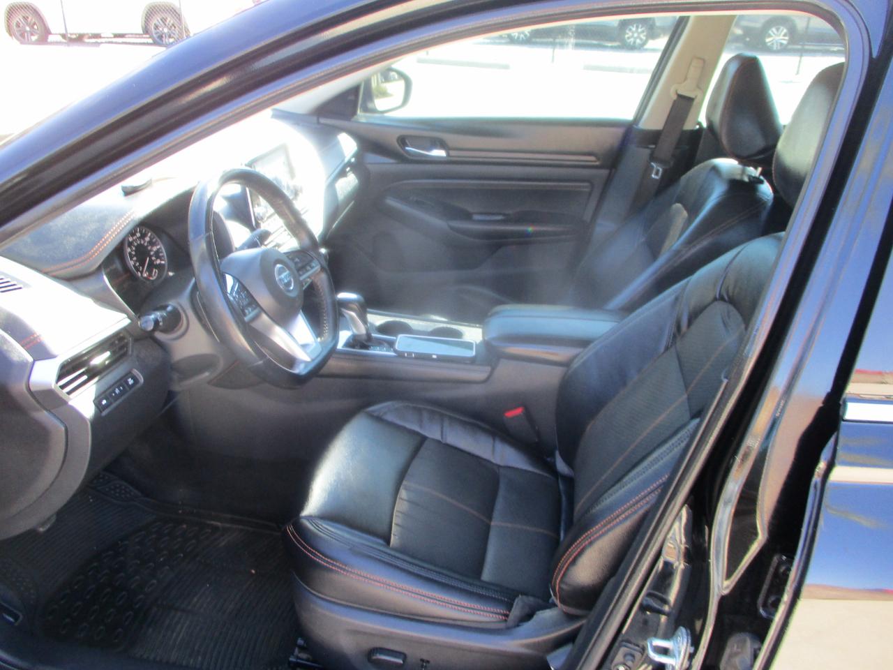Nissan Altima 2.5 SR Sedan 2020