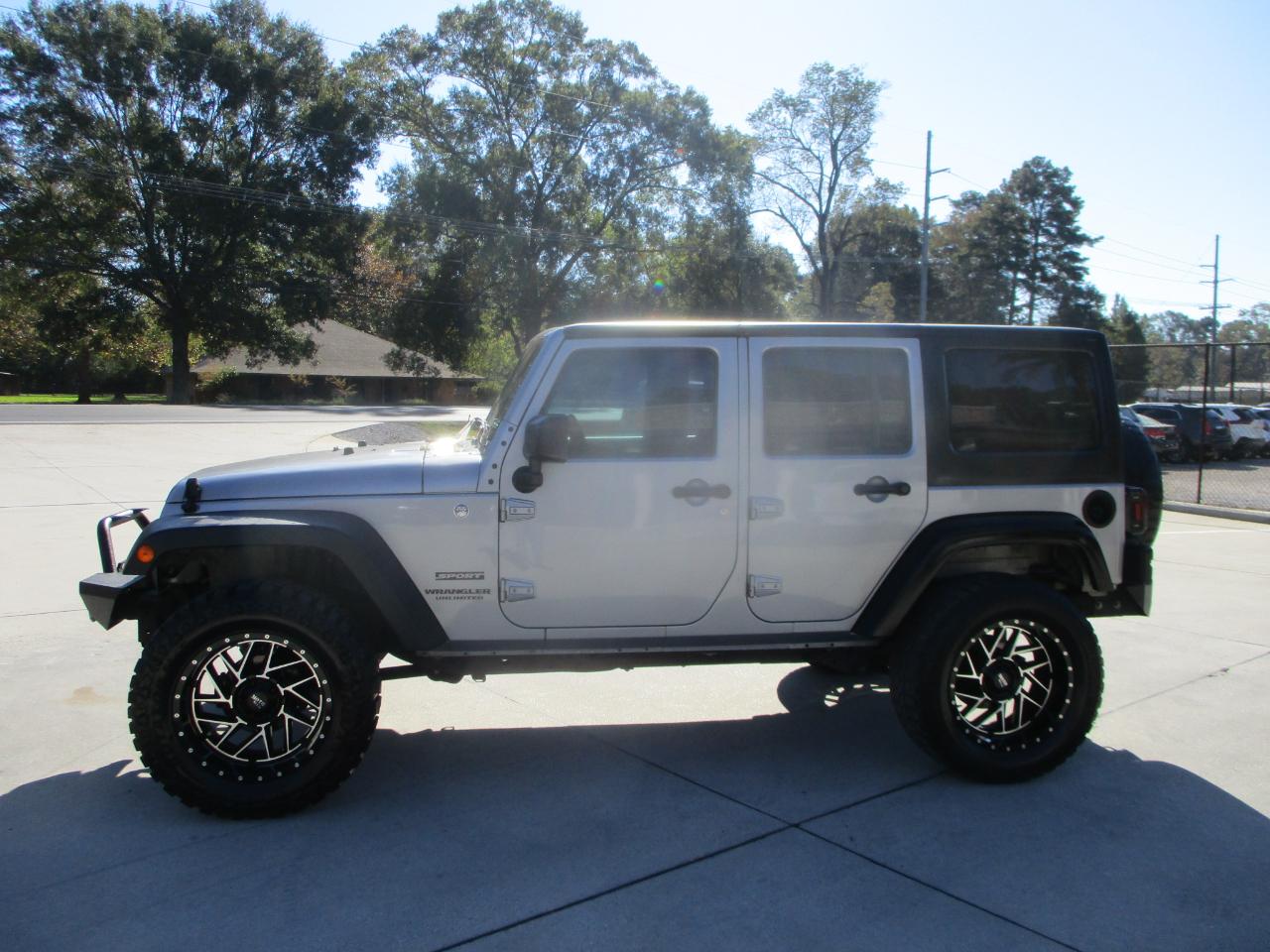 Jeep Wrangler Unlimited 4WD 4dr Sport 2015