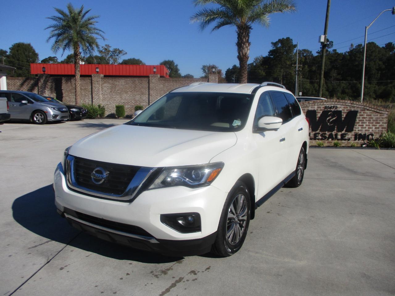 Nissan Pathfinder FWD SL 2019