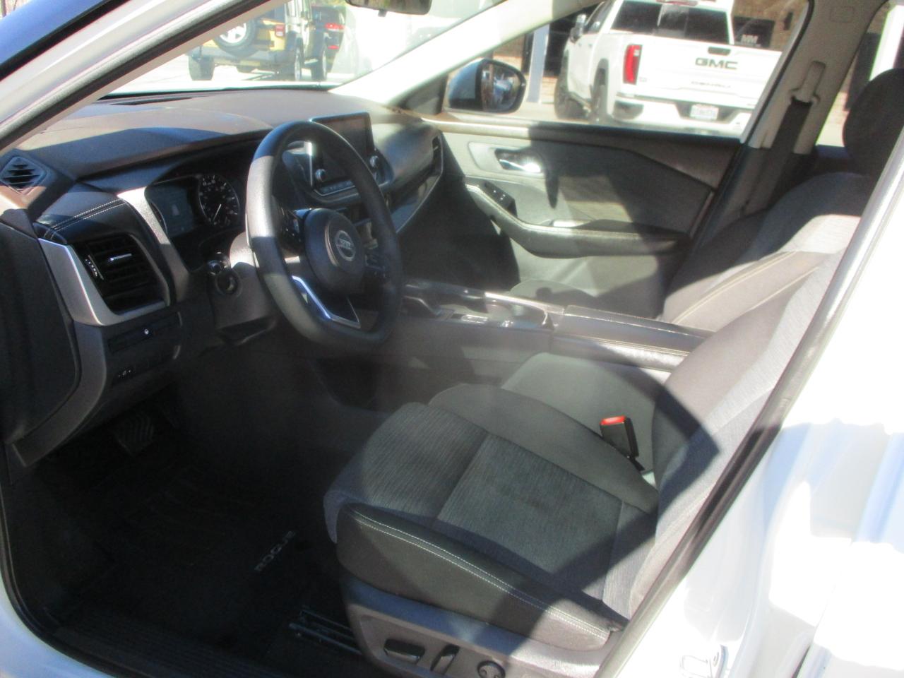 Nissan Rogue FWD SV 2021