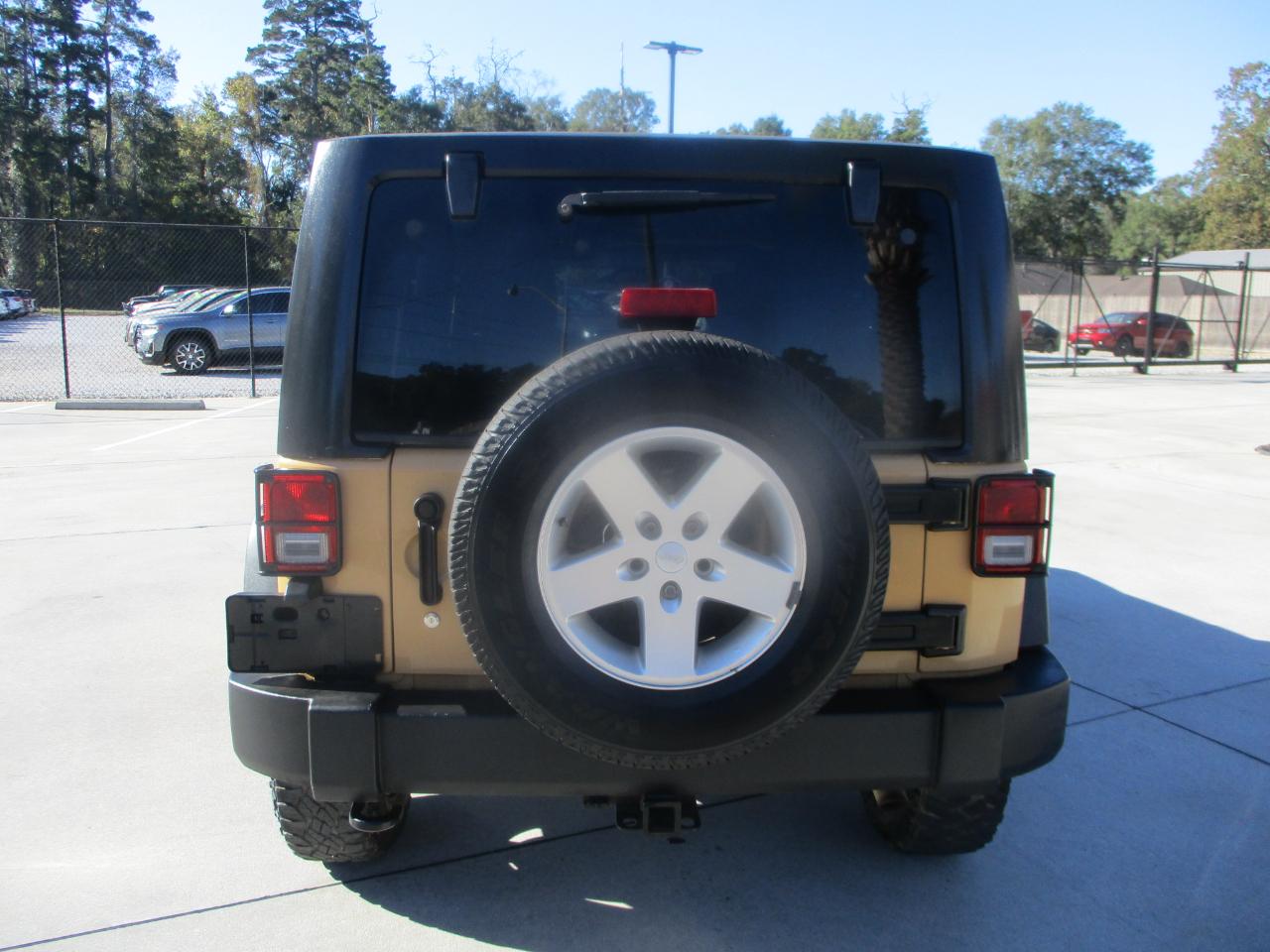 Jeep Wrangler Unlimited 4WD 4dr Sport 2013