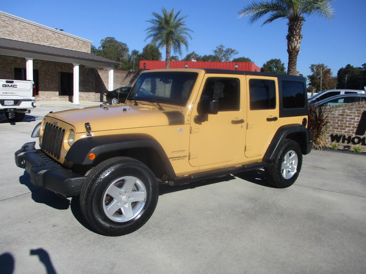 Jeep Wrangler Unlimited 4WD 4dr Sport 2013