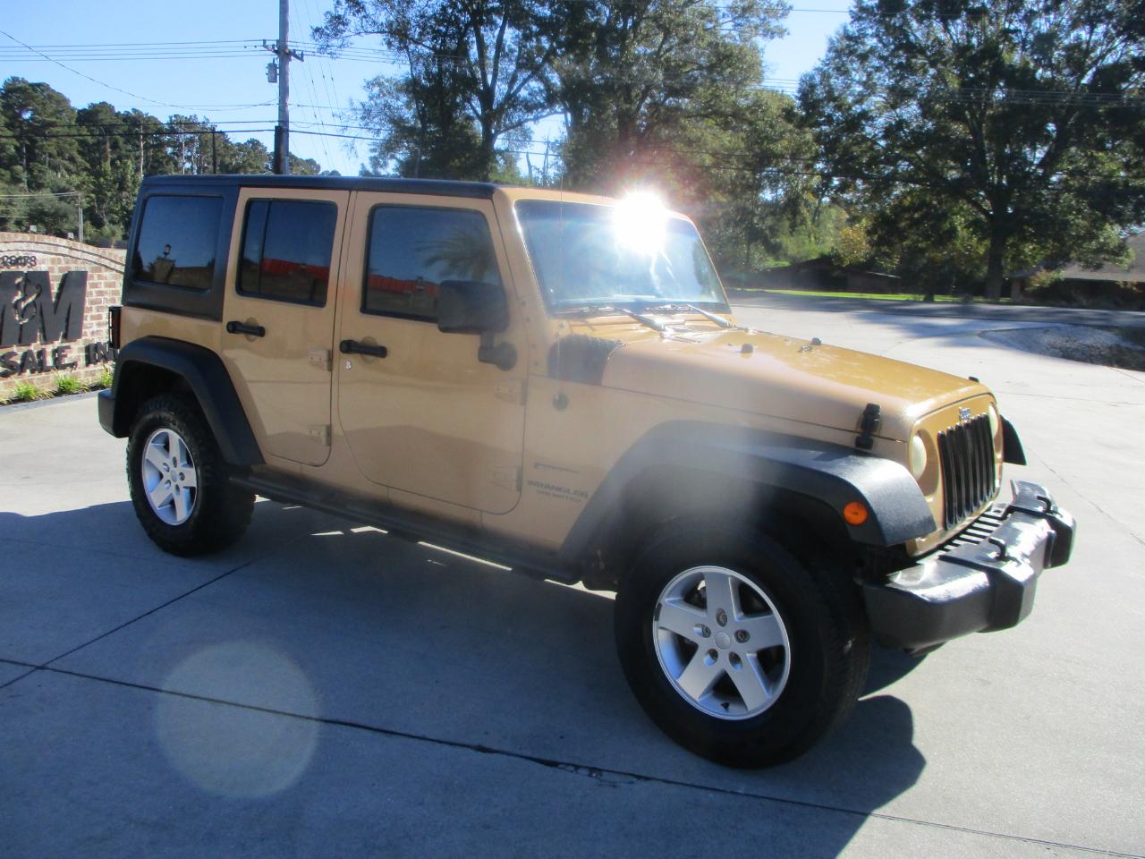 Jeep Wrangler Unlimited 4WD 4dr Sport 2013