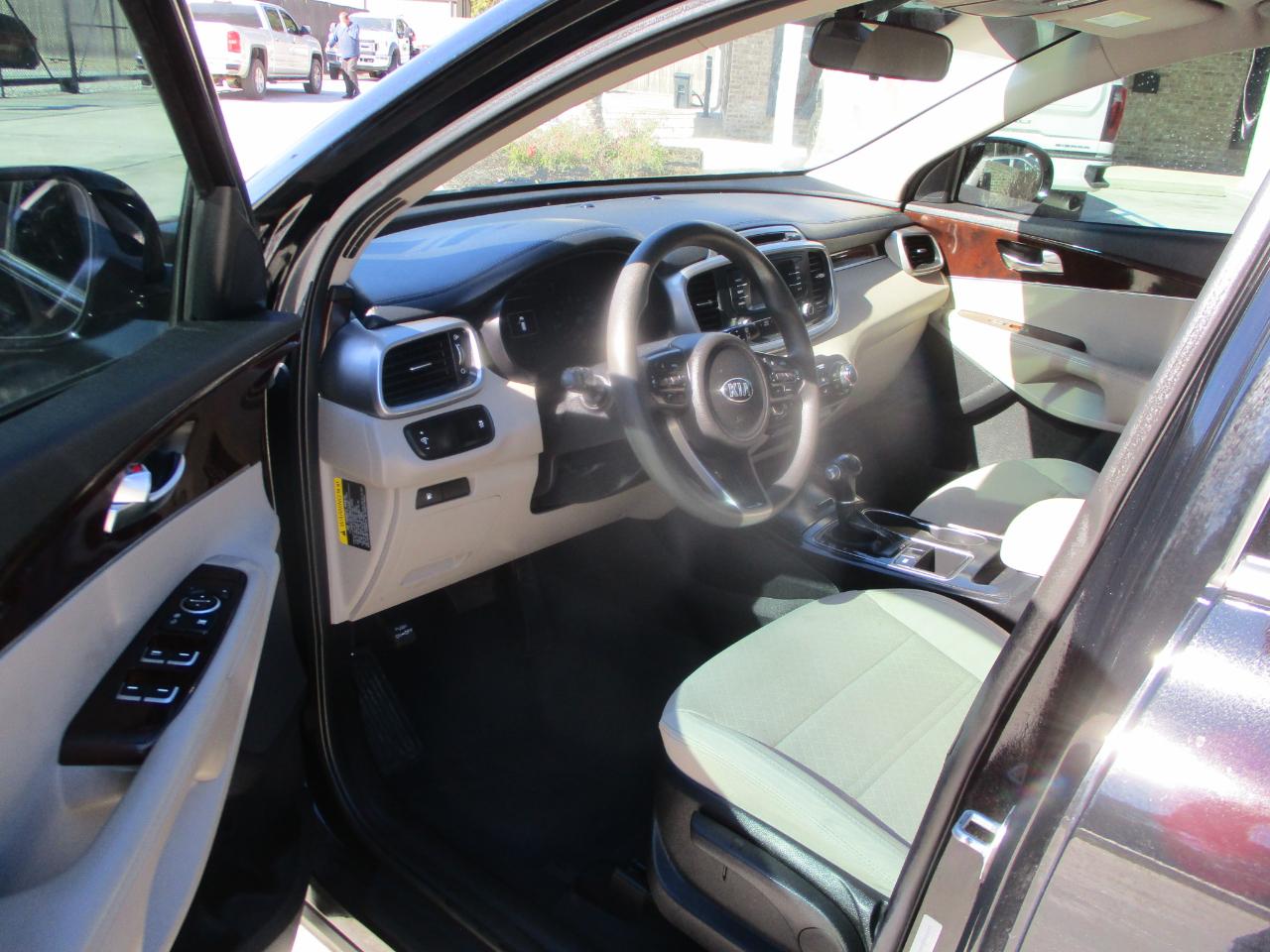 Kia Sorento LX FWD 2017