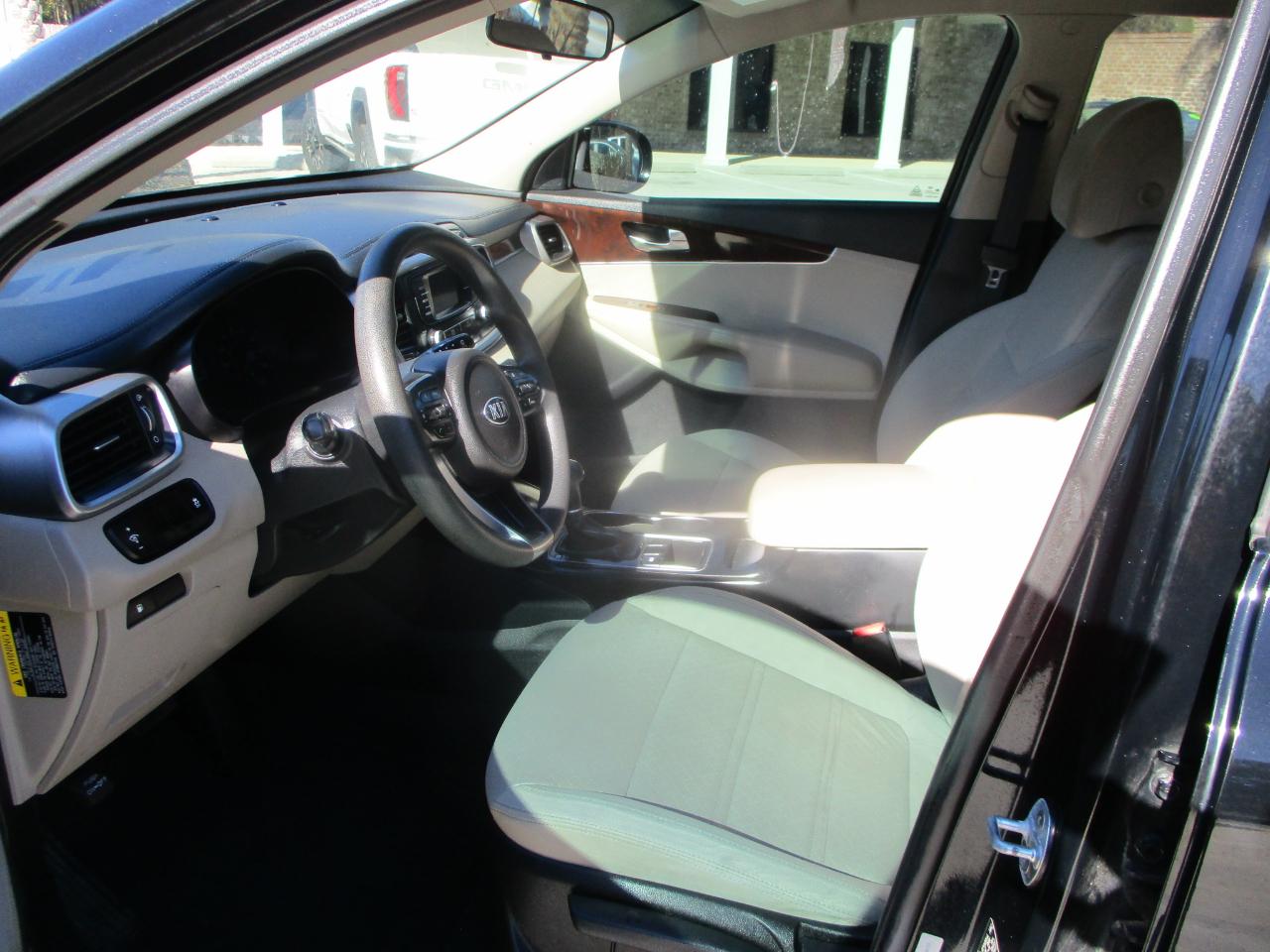 Kia Sorento LX FWD 2017