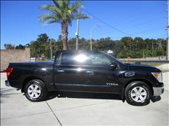 2017 Nissan Titan 