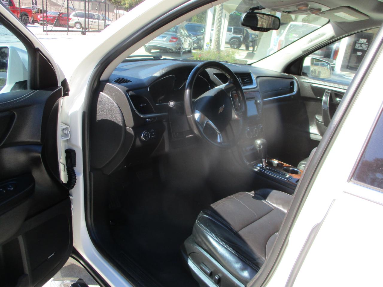 Chevrolet Traverse FWD 4dr LT w/2LT 2014