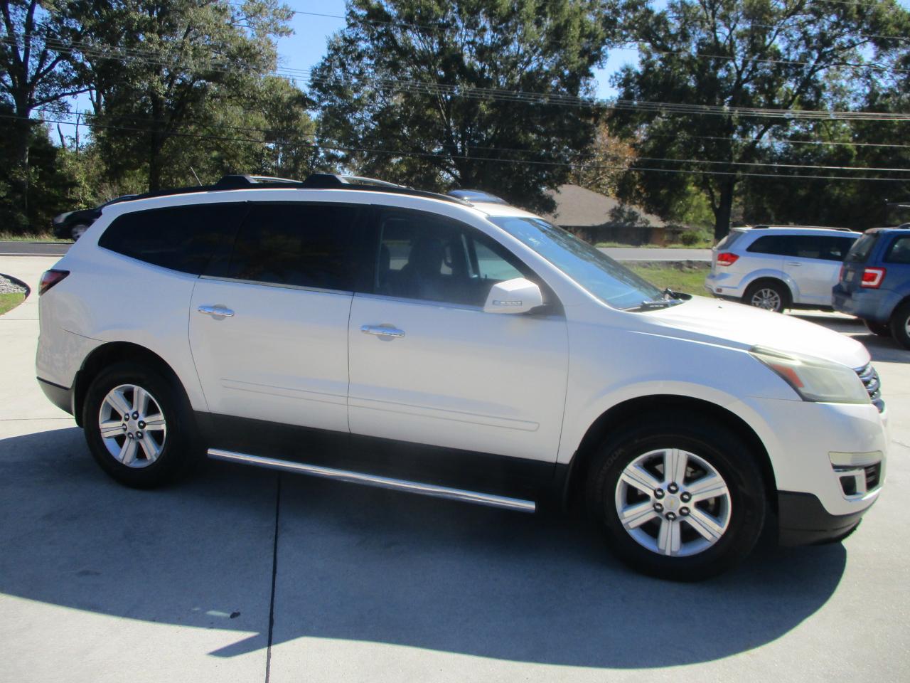 Chevrolet Traverse FWD 4dr LT w/2LT 2014