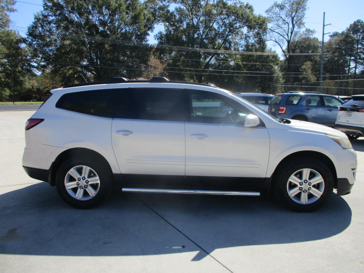 Chevrolet Traverse FWD 4dr LT w/2LT 2014