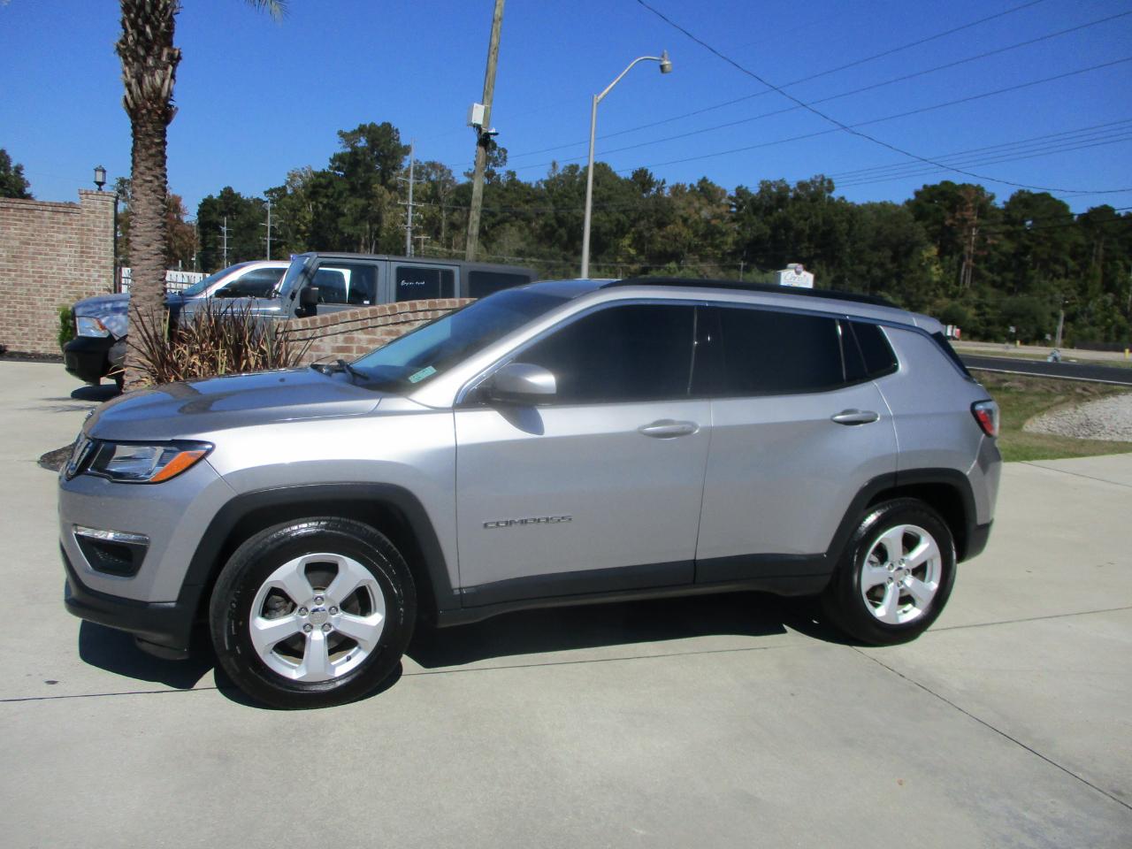 Jeep Compass Latitude FWD 2017