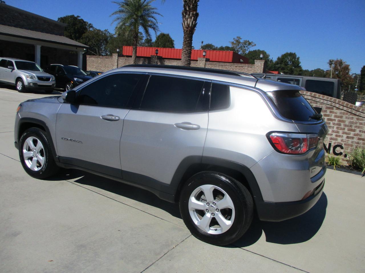Jeep Compass Latitude FWD 2017