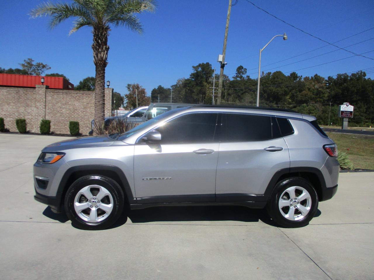 Jeep Compass Latitude FWD 2017