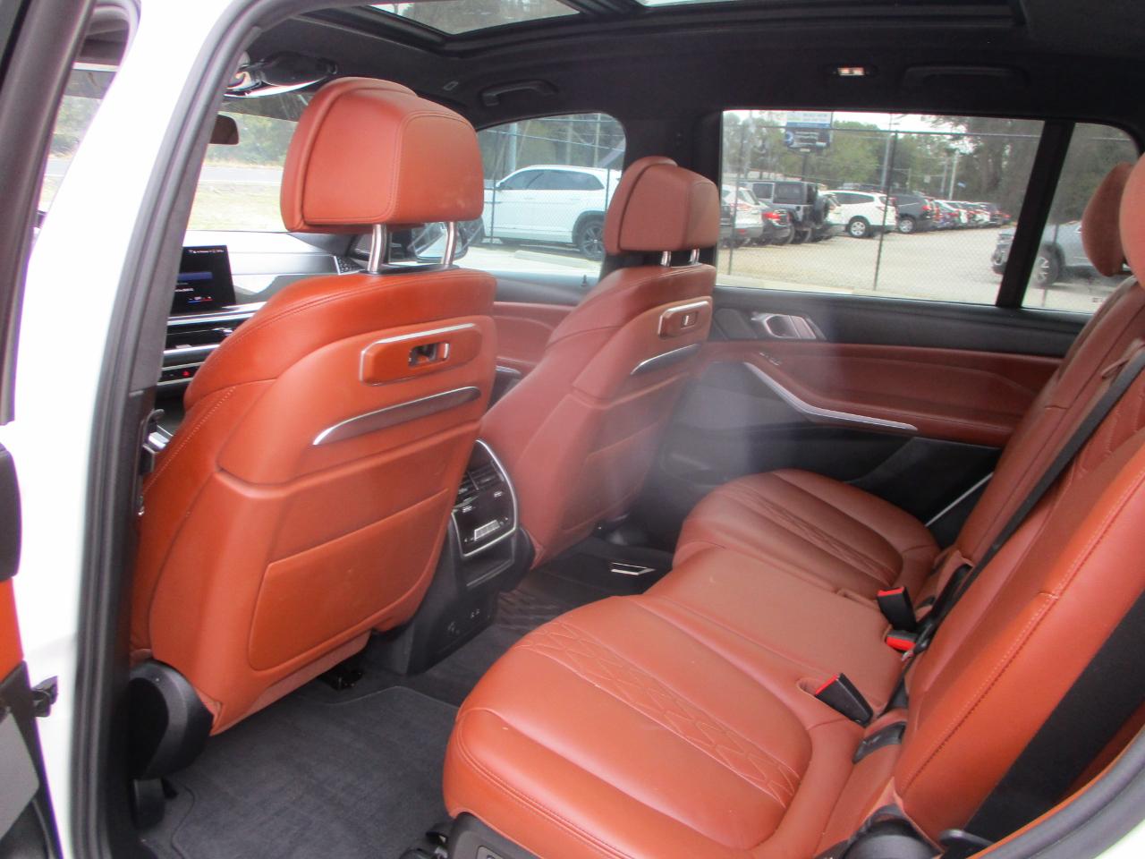 BMW X7 M60i 2023