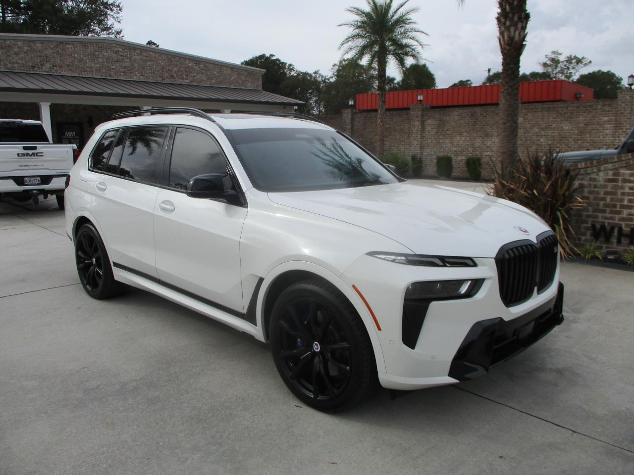 BMW X7 M60i 2023