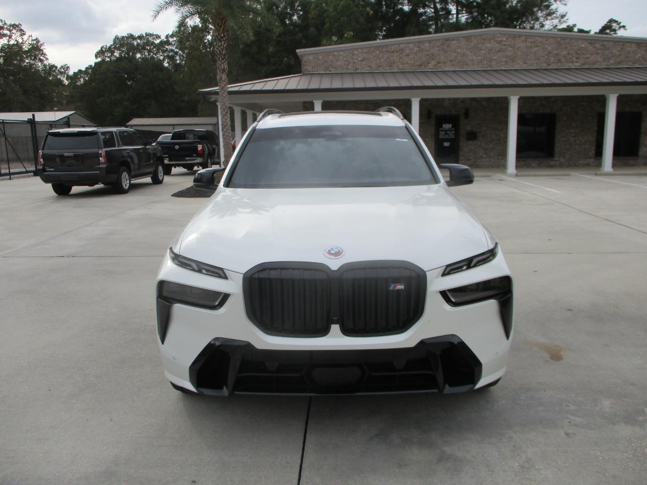 BMW X7 M60i 2023