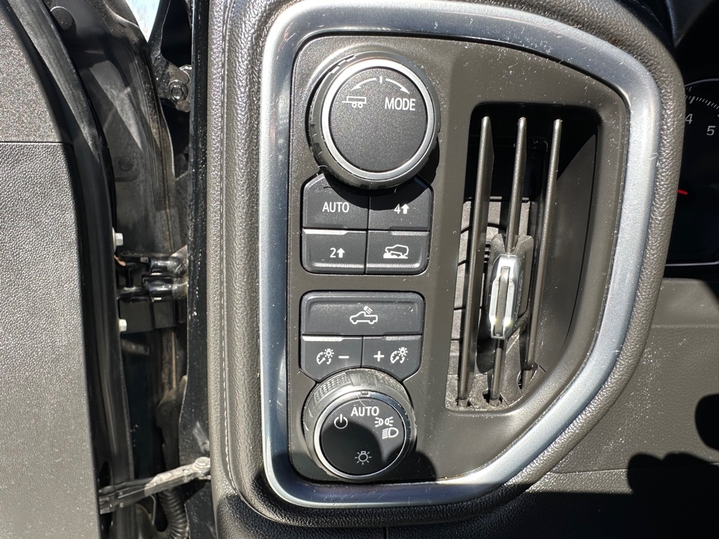 Chevrolet Silverado 1500 LT Double Cab 4WD 2020 Chevrolet Silverado 1500 LT Double Cab 4WD 2020