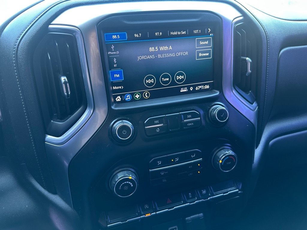 Chevrolet Silverado 1500 LT Double Cab 4WD 2020 Chevrolet Silverado 1500 LT Double Cab 4WD 2020