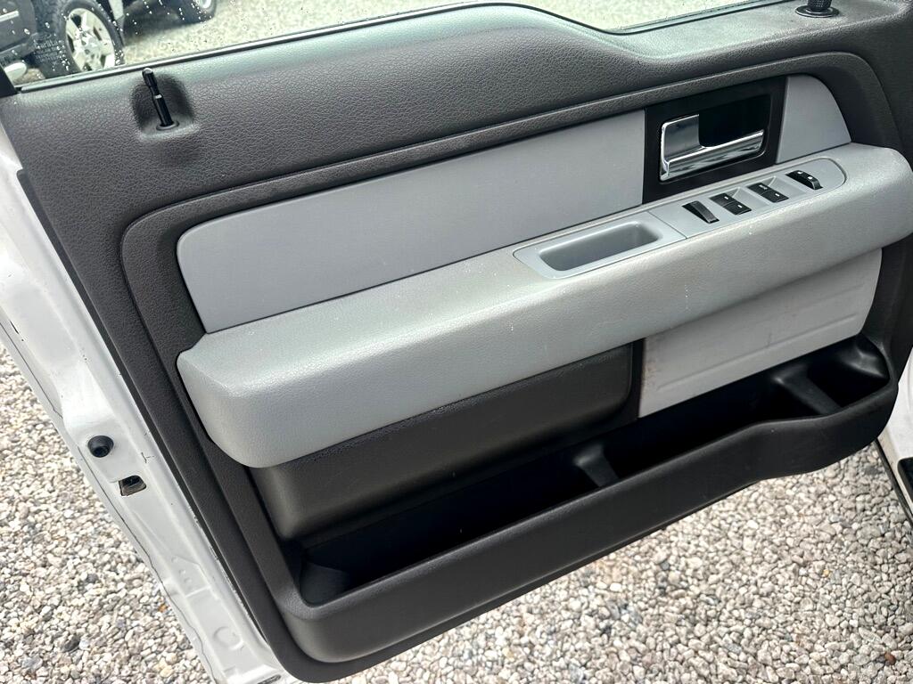 Ford F-150 XLT SuperCrew 5.5-ft. Bed 2WD 2013 Ford F-150 XLT SuperCrew 5.5-ft. Bed 2WD 2013