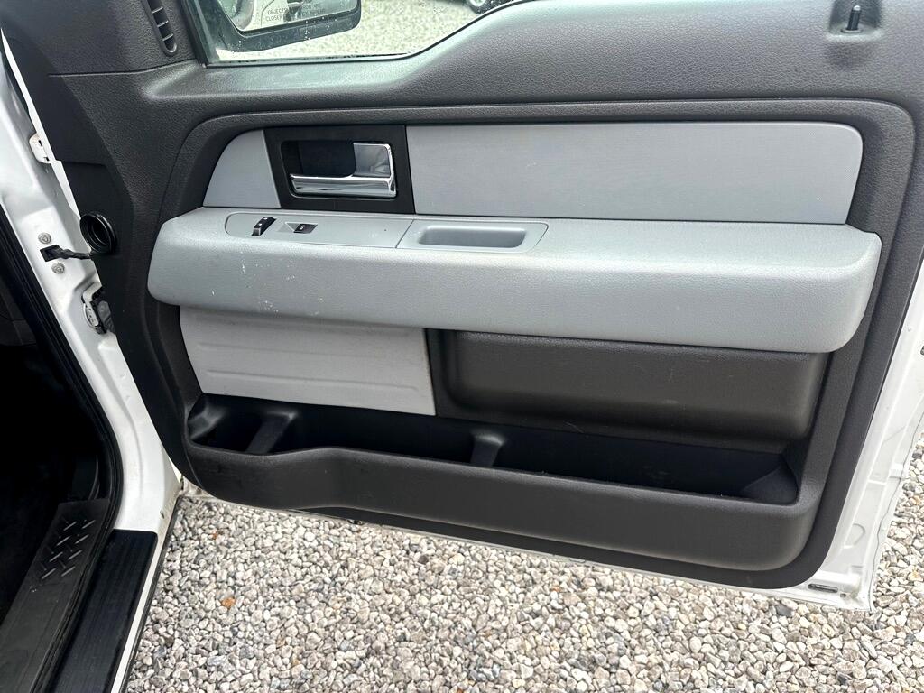 Ford F-150 XLT SuperCrew 5.5-ft. Bed 2WD 2013 Ford F-150 XLT SuperCrew 5.5-ft. Bed 2WD 2013