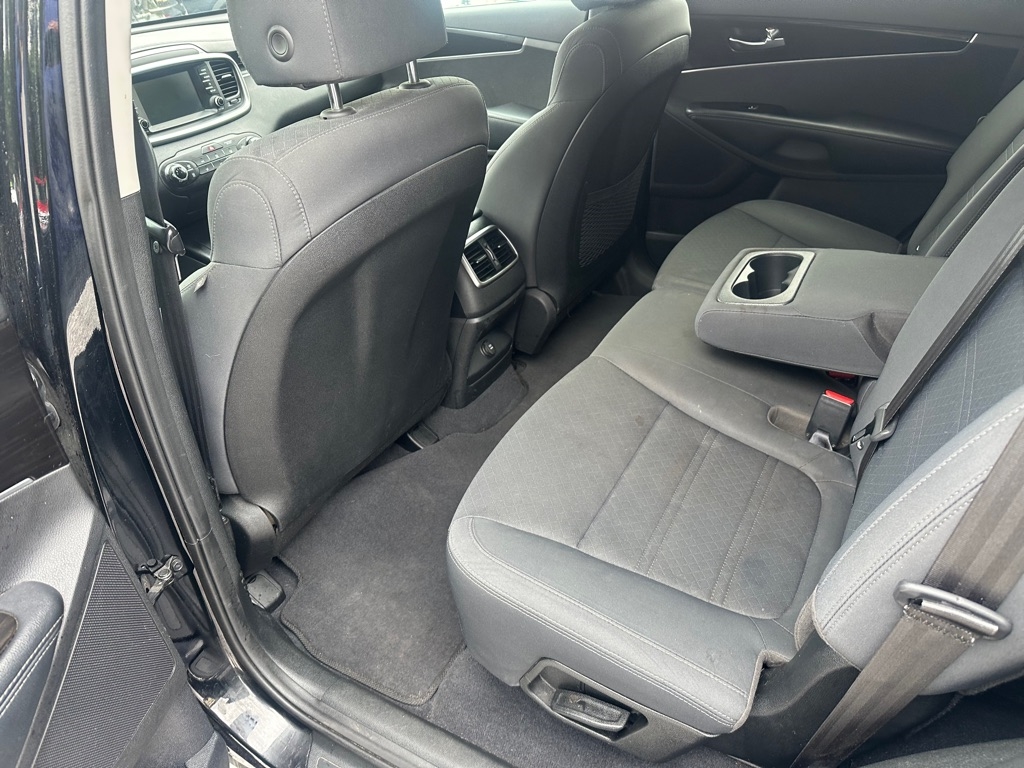 Kia Sorento LX 2WD 2019 Kia Sorento LX 2WD 2019