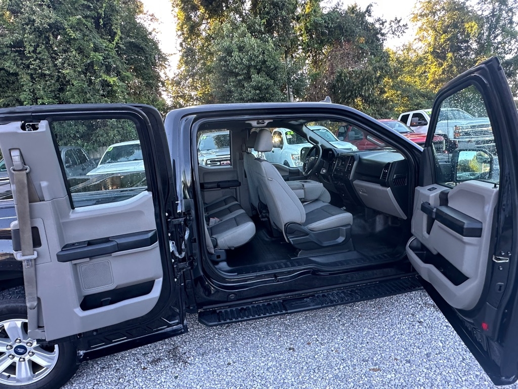 Ford F-150 XL SuperCab 8-ft. 2WD 2020