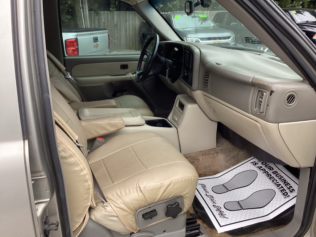 Chevrolet Tahoe 2WD 2002 Chevrolet Tahoe 2WD 2002