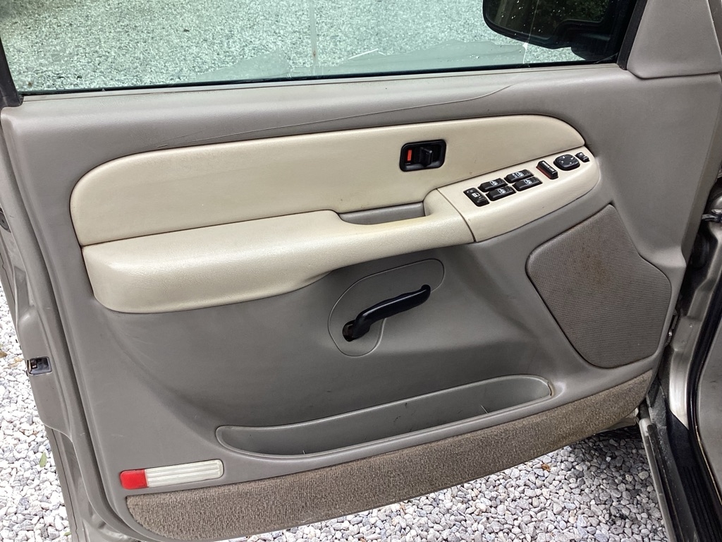 Chevrolet Tahoe 2WD 2002 Chevrolet Tahoe 2WD 2002