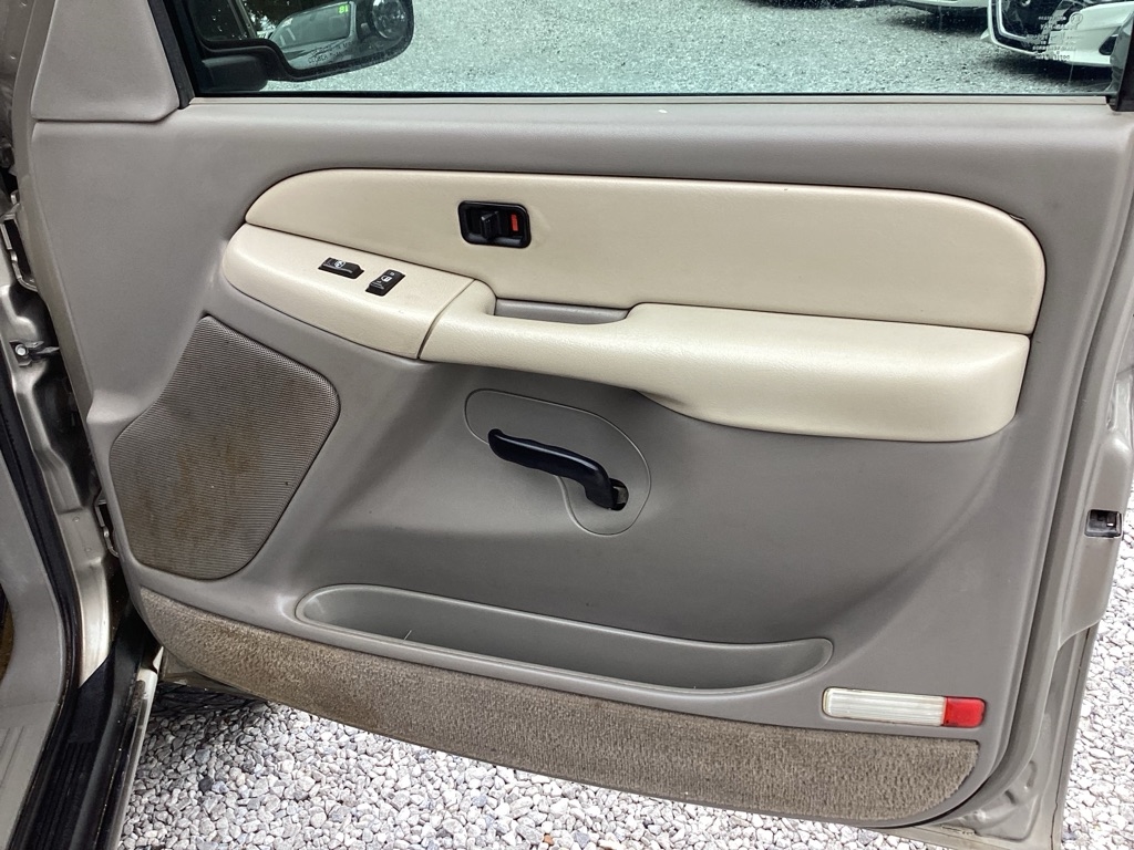 Chevrolet Tahoe 2WD 2002 Chevrolet Tahoe 2WD 2002