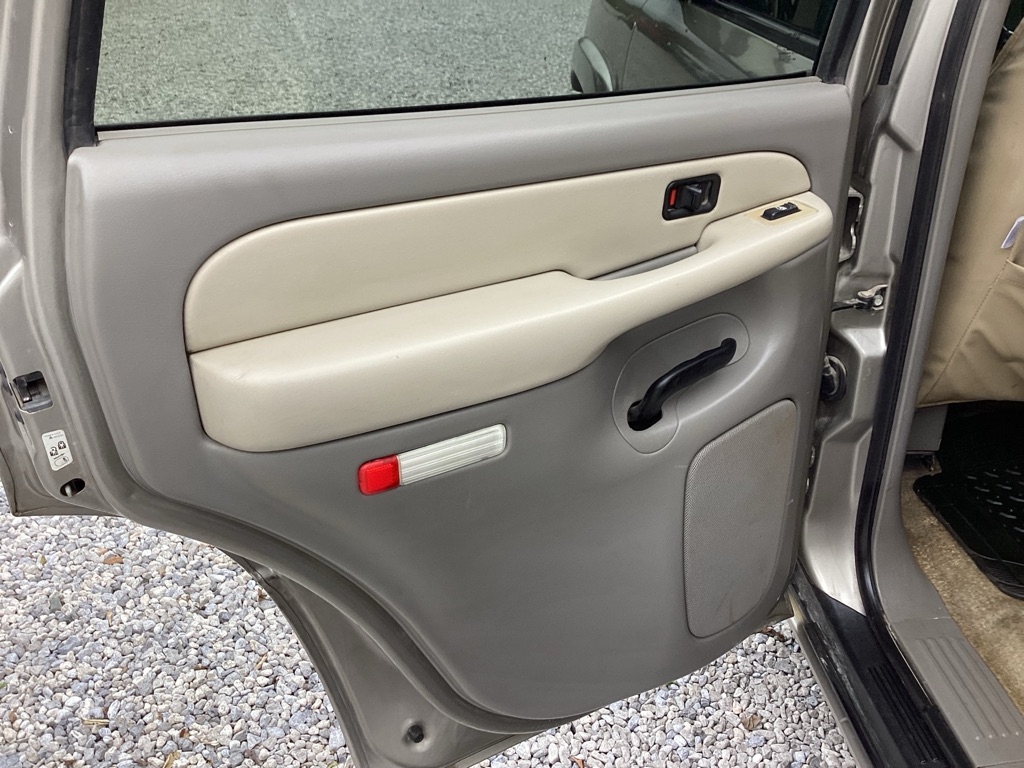 Chevrolet Tahoe 2WD 2002 Chevrolet Tahoe 2WD 2002