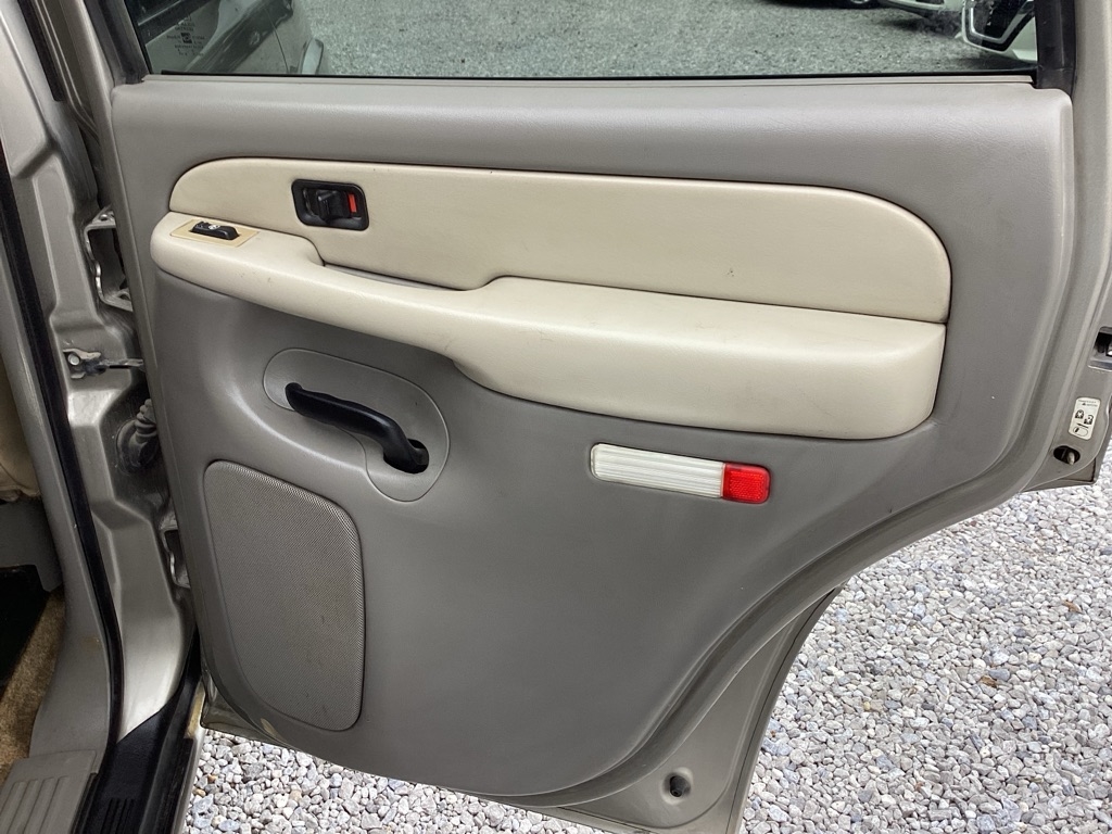 Chevrolet Tahoe 2WD 2002 Chevrolet Tahoe 2WD 2002