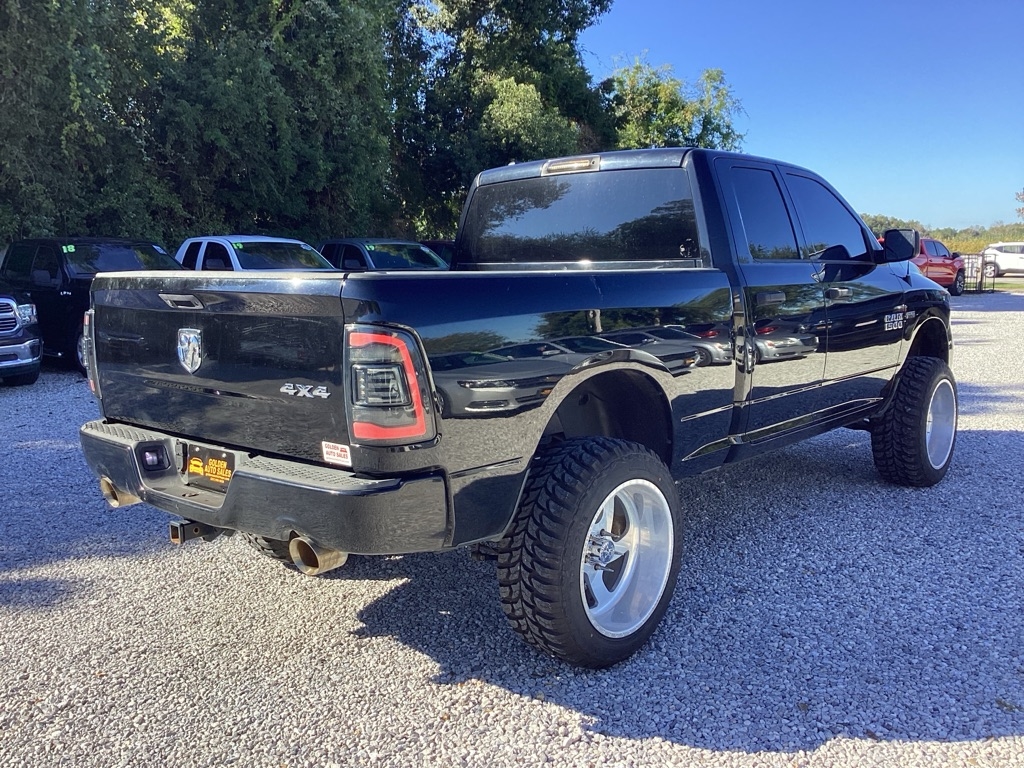 RAM 1500 Tradesman Quad Cab 4WD 2015 RAM 1500 Tradesman Quad Cab 4WD 2015