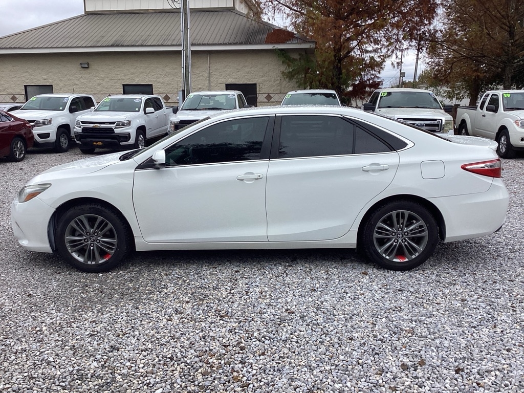 Toyota Camry LE 2017