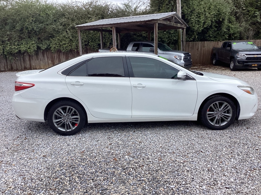 Toyota Camry LE 2017