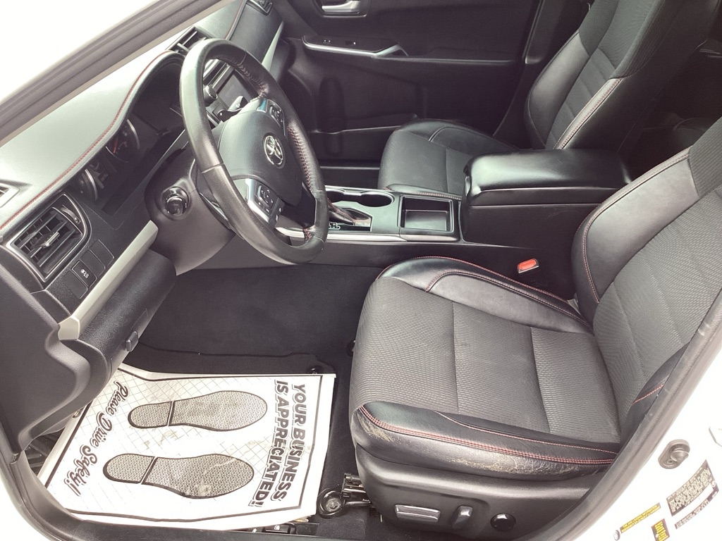 Toyota Camry LE 2017