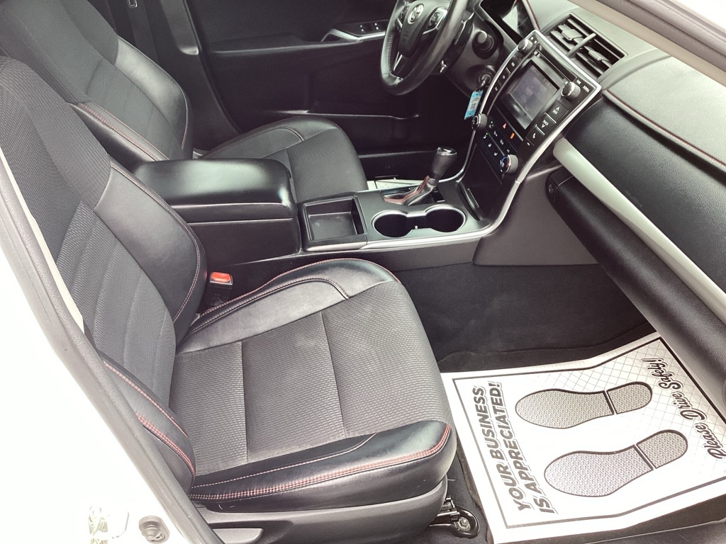 Toyota Camry LE 2017