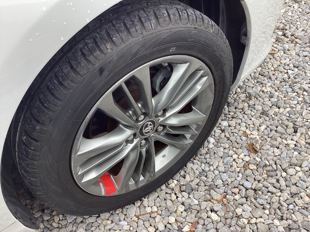 Toyota Camry LE 2017