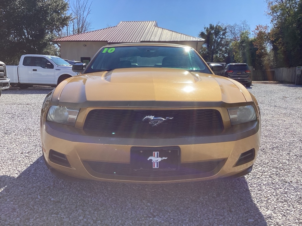 Ford Mustang V6 Convertible 2010