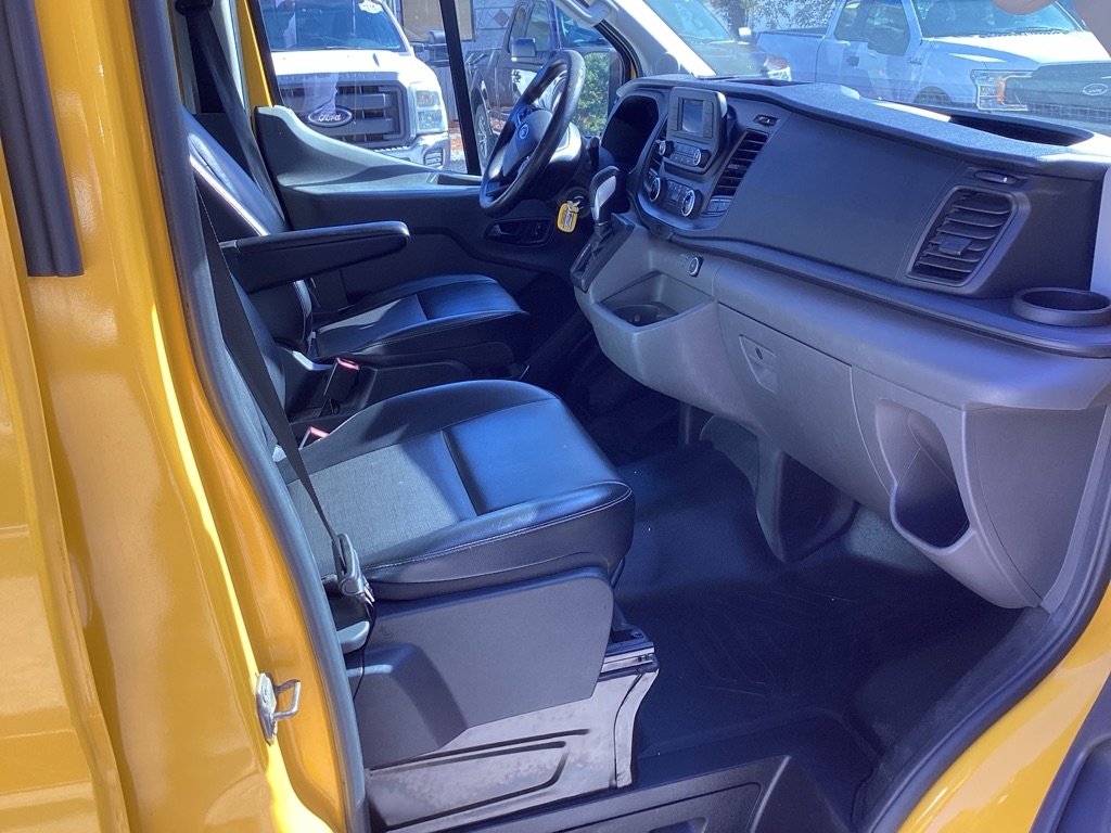 Ford Transit 250 Van Low Roof w/Sliding Pass. 130-in. WB 2021