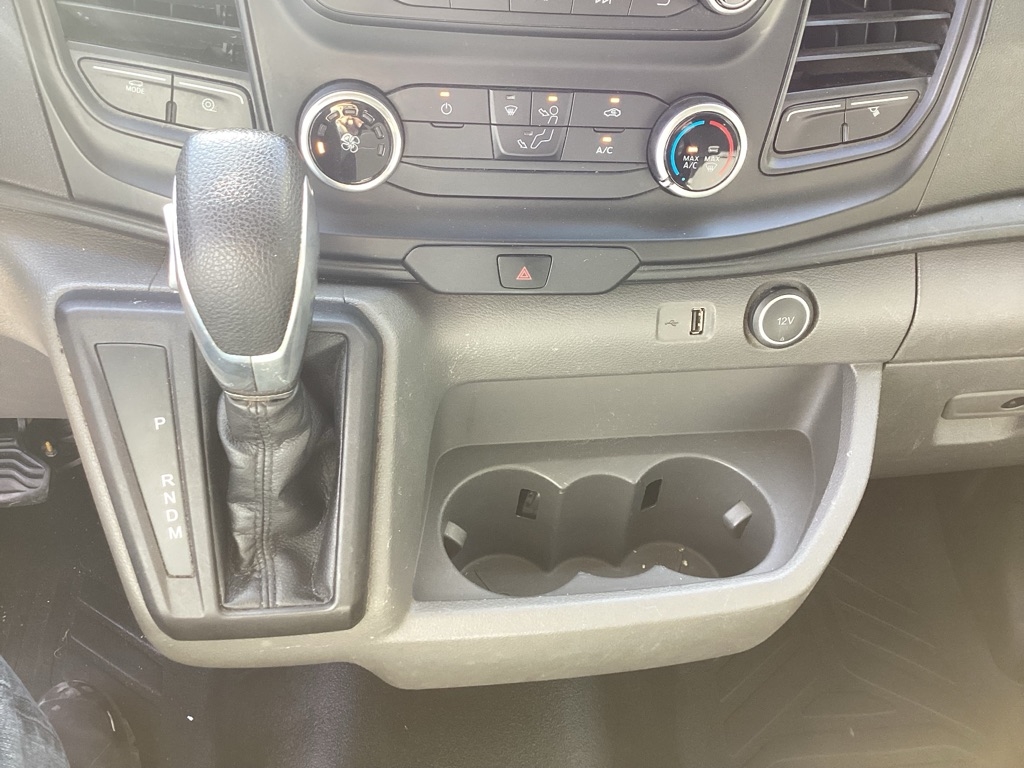 Ford Transit 250 Van Low Roof w/Sliding Pass. 130-in. WB 2021