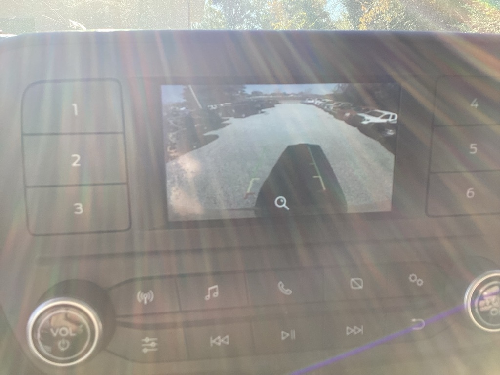 Ford Transit 250 Van Low Roof w/Sliding Pass. 130-in. WB 2021