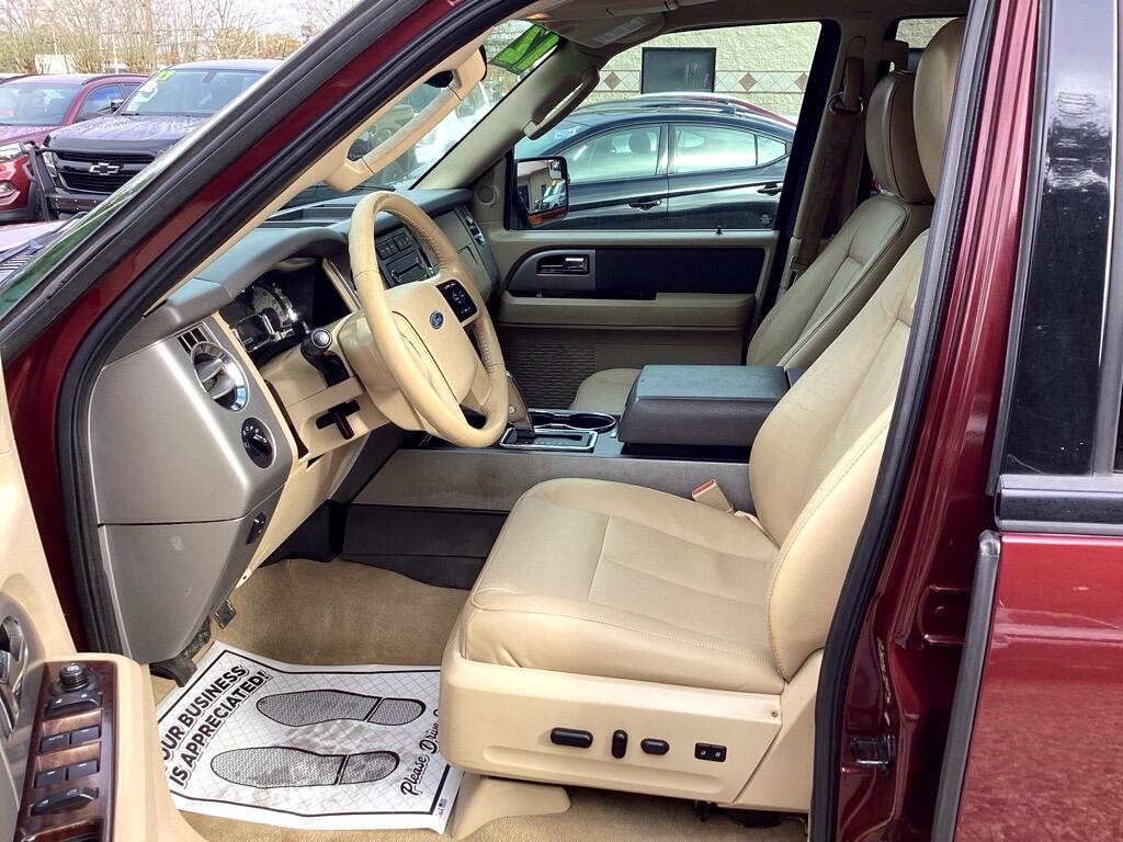 Ford Expedition EL XLT 2WD 2012