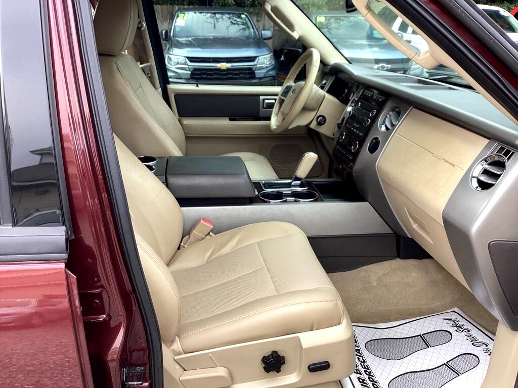Ford Expedition EL XLT 2WD 2012