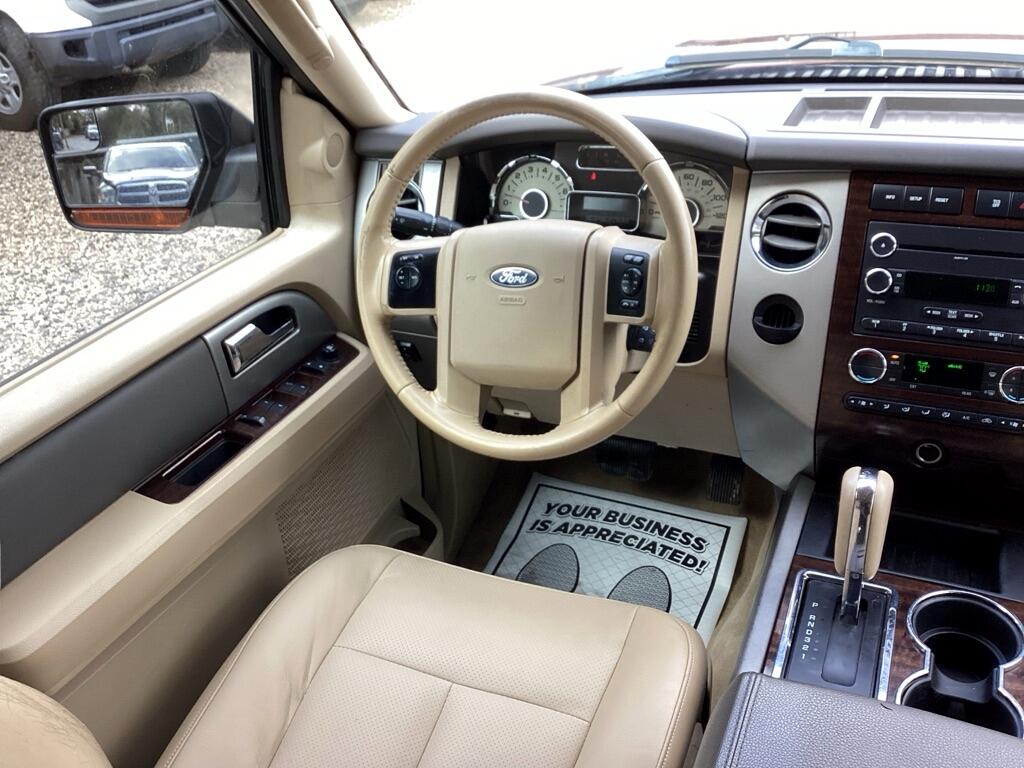 Ford Expedition EL XLT 2WD 2012