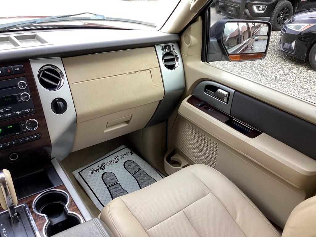 Ford Expedition EL XLT 2WD 2012