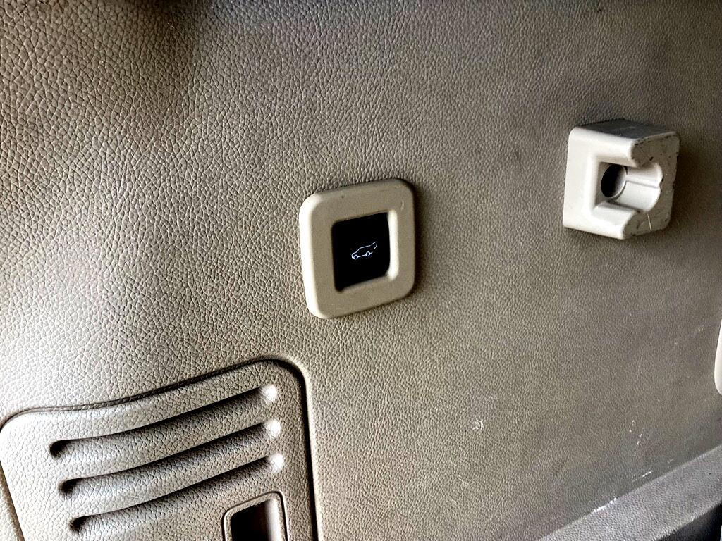 Ford Expedition EL XLT 2WD 2012